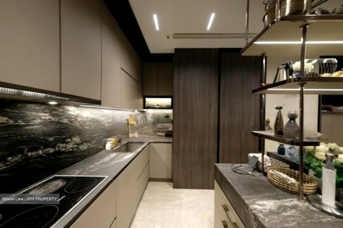 Nouvel 18 (D10), Condominium #473602971